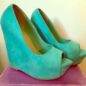 Turquoise/Aqua Peep Toe Wedges